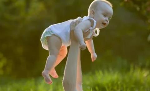 泰国ibaby医院试管事故，试管婴儿技术背后的风险与反思