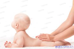 老友夜谈：那年我在格鲁吉亚，见证4000次拥抱的诞生
