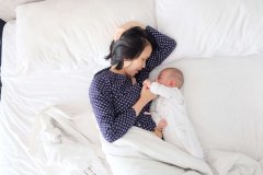 在爱与期盼的十字路口-一位助孕顾问眼中的泰国试管婴儿论坛