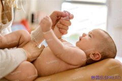 旅游签赴美生子的真实后果，13年助孕顾问Lina的老友支招